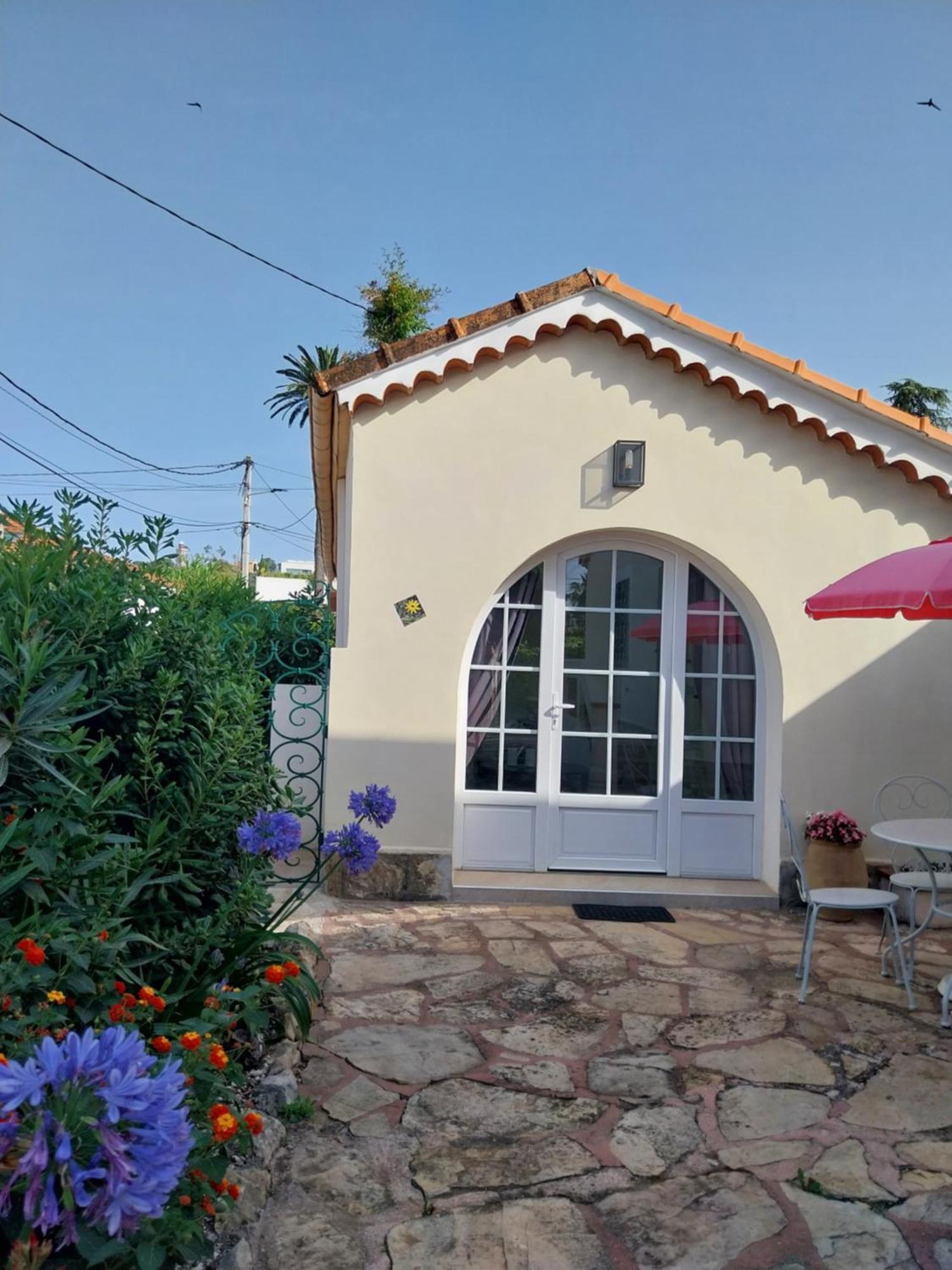 Studio Independant, Front De Mer Et Plage A 200M Antibes Exteriör bild